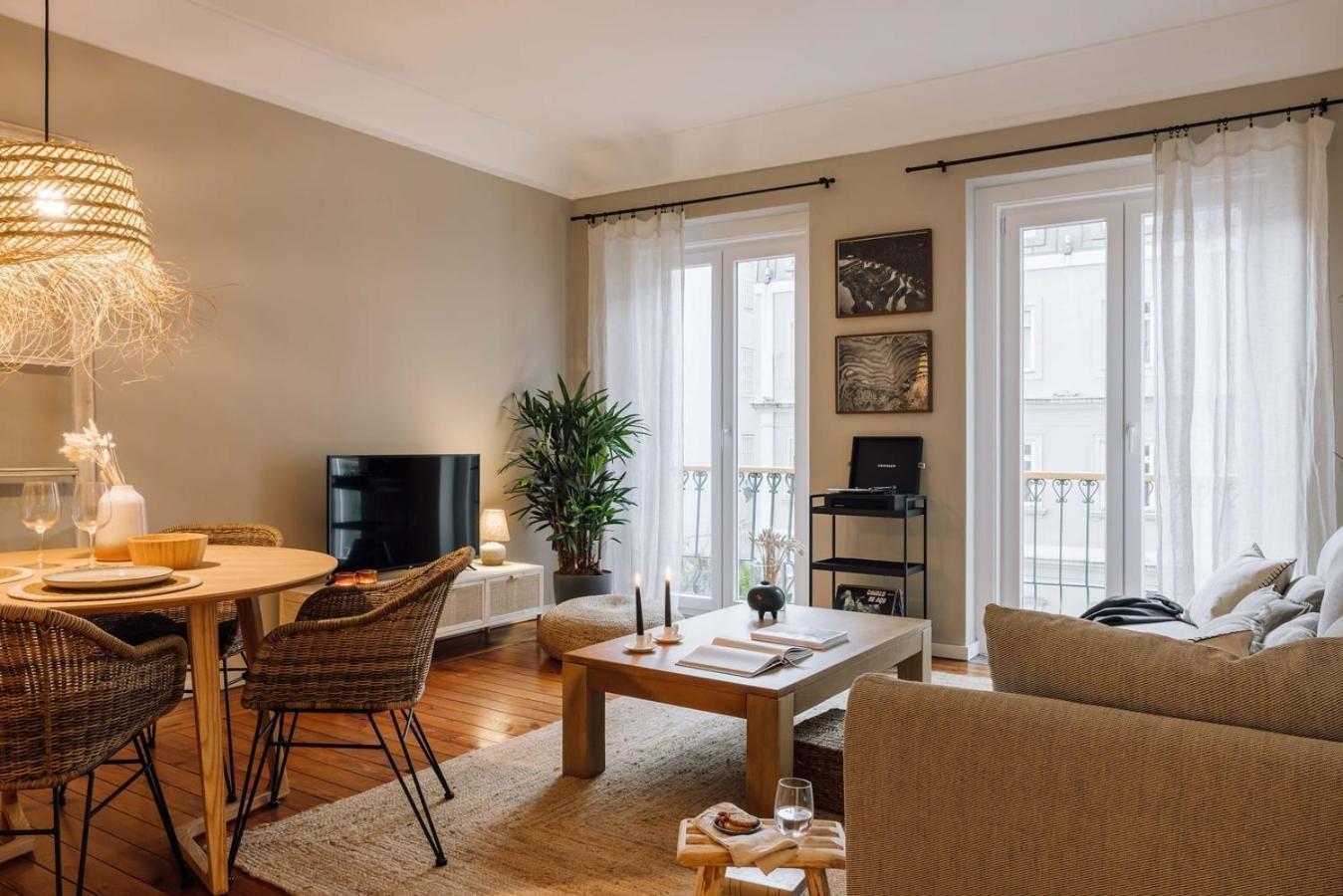 Sumba - 2 Bedrooms And Balcony In Santo Antonio * Lissabon